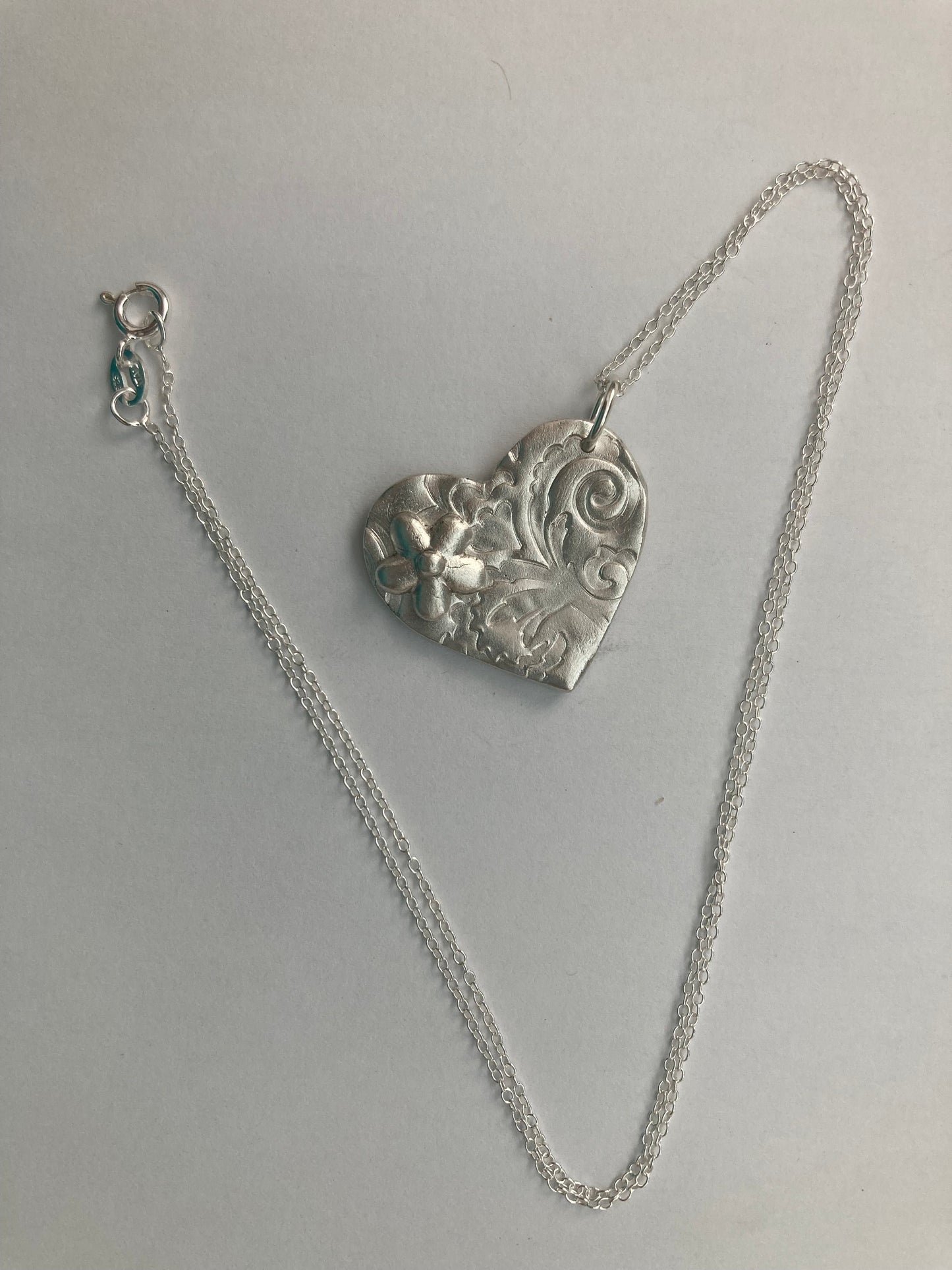 Silver heart pendant 2